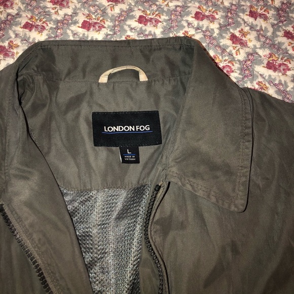 London Fog Lightweight Jacket - Picture 2 of 3